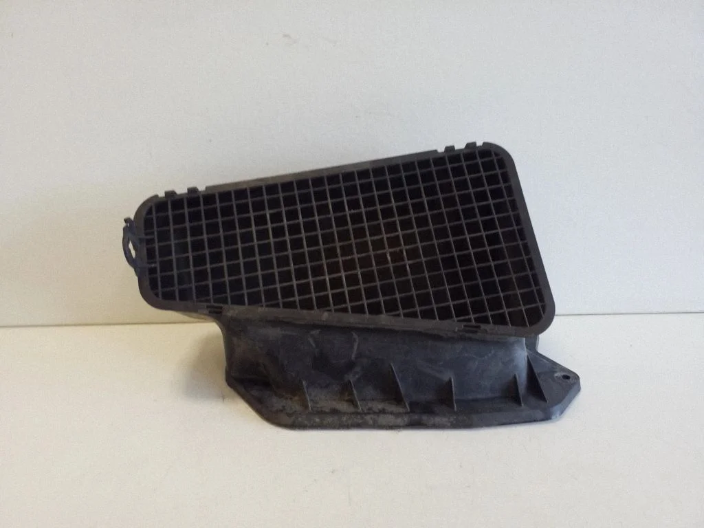 Air intake duct part 8K1819904