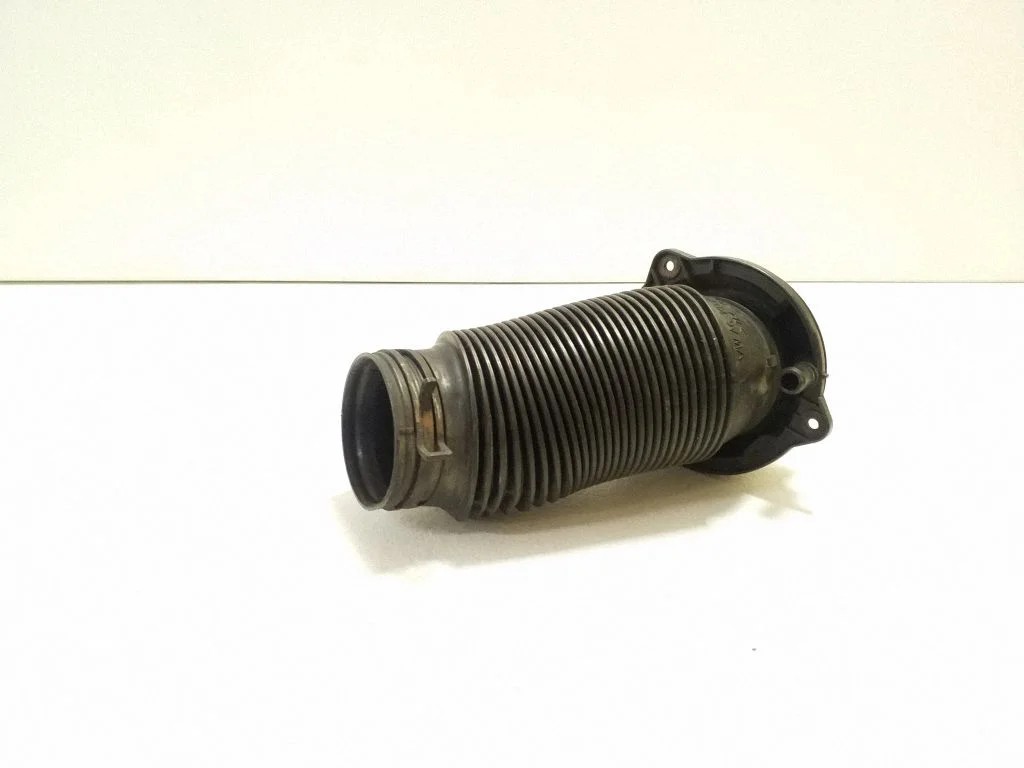 Air intake duct part 1K0129684AN