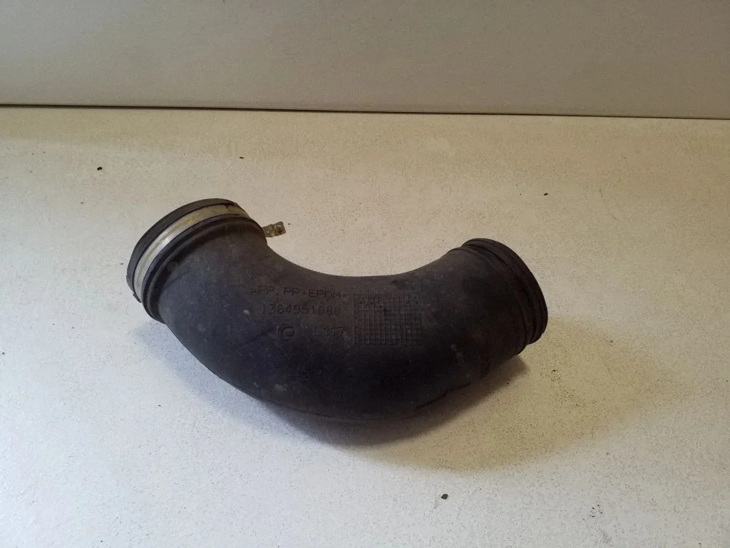 Air intake duct part 1384951080