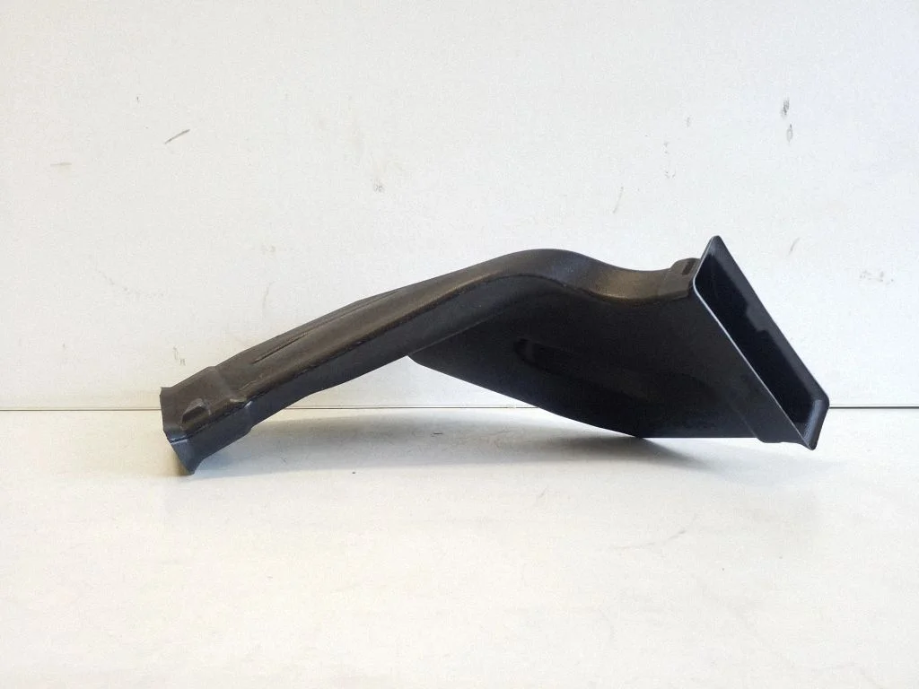Air intake duct part 87213F4010