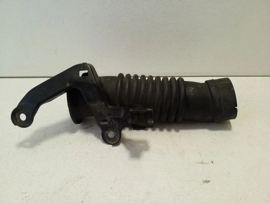 Air intake duct part 1775237060