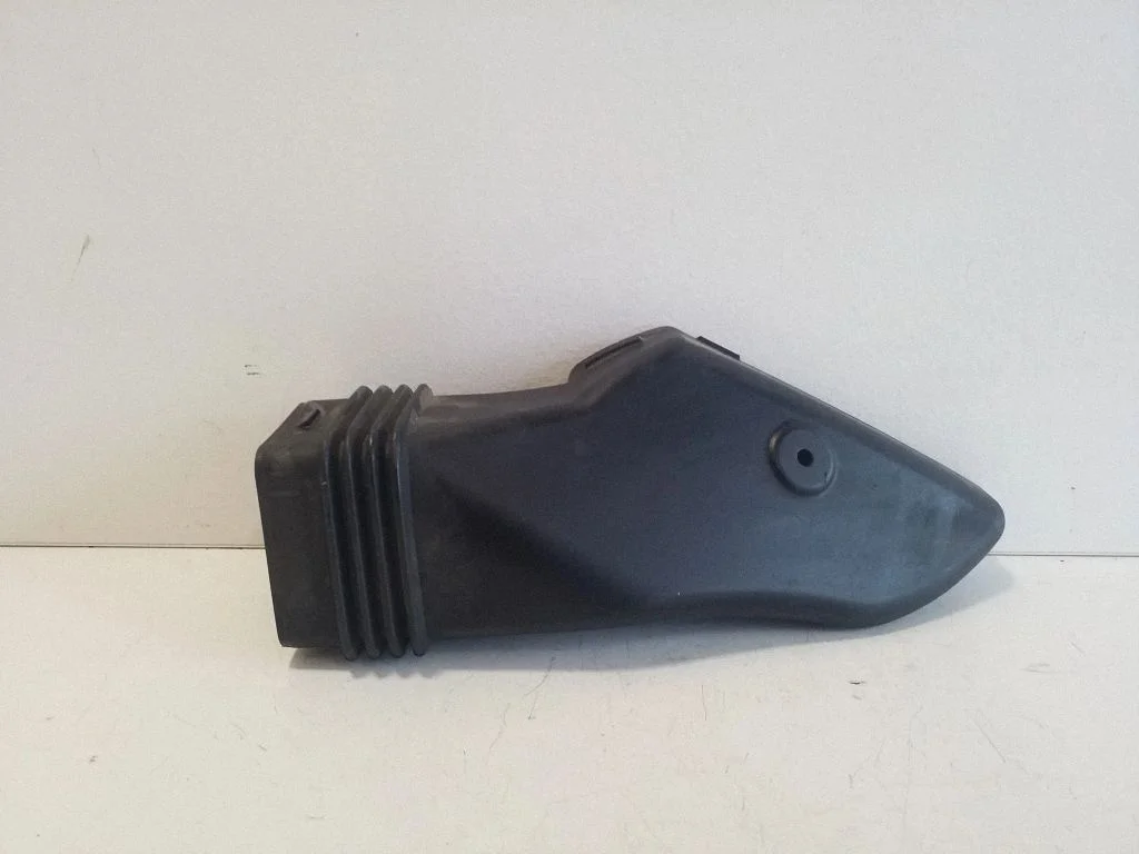 Air intake duct part GX739A675BB