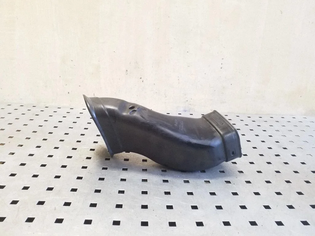 Air intake duct part – Volvo XC90 (2014-)