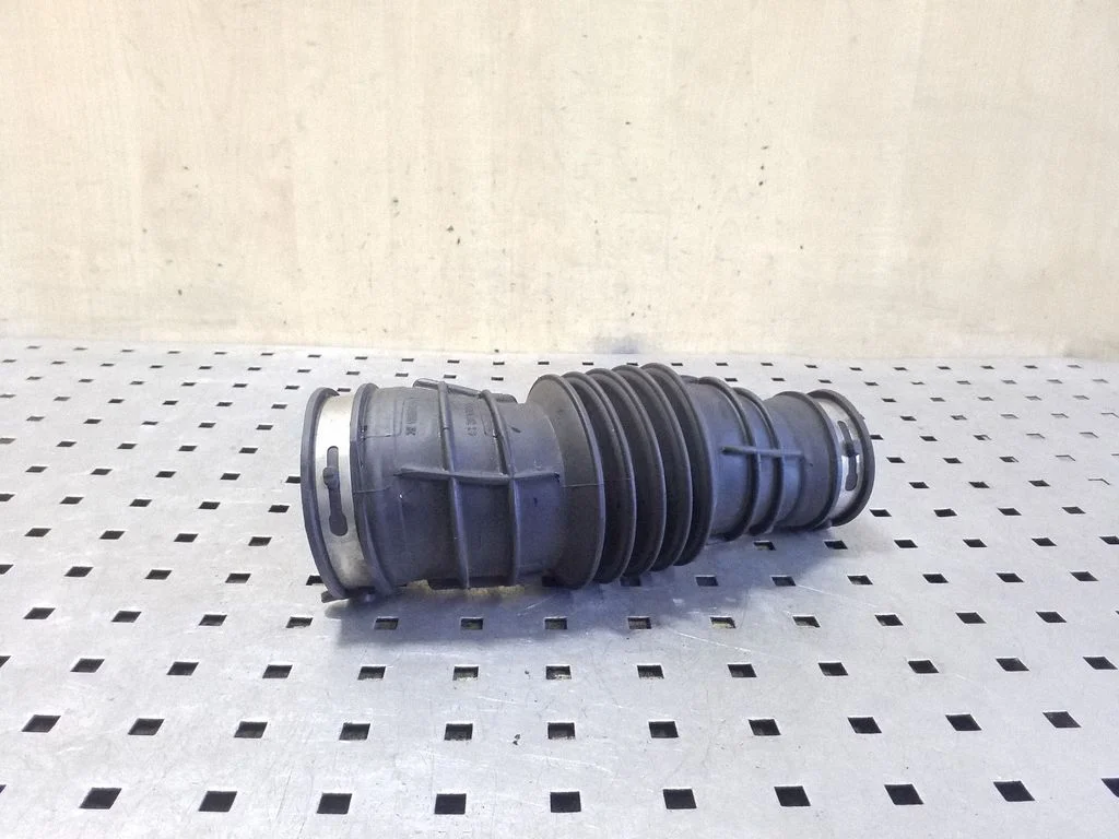 Air intake duct part DS739R504HC