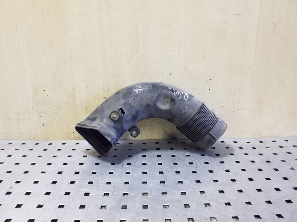 Õhuvõtukanali osa (-d) 4A0129643G