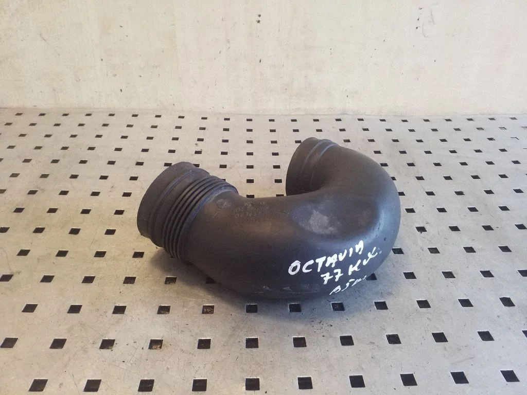 Air intake duct part 1K0129618AE