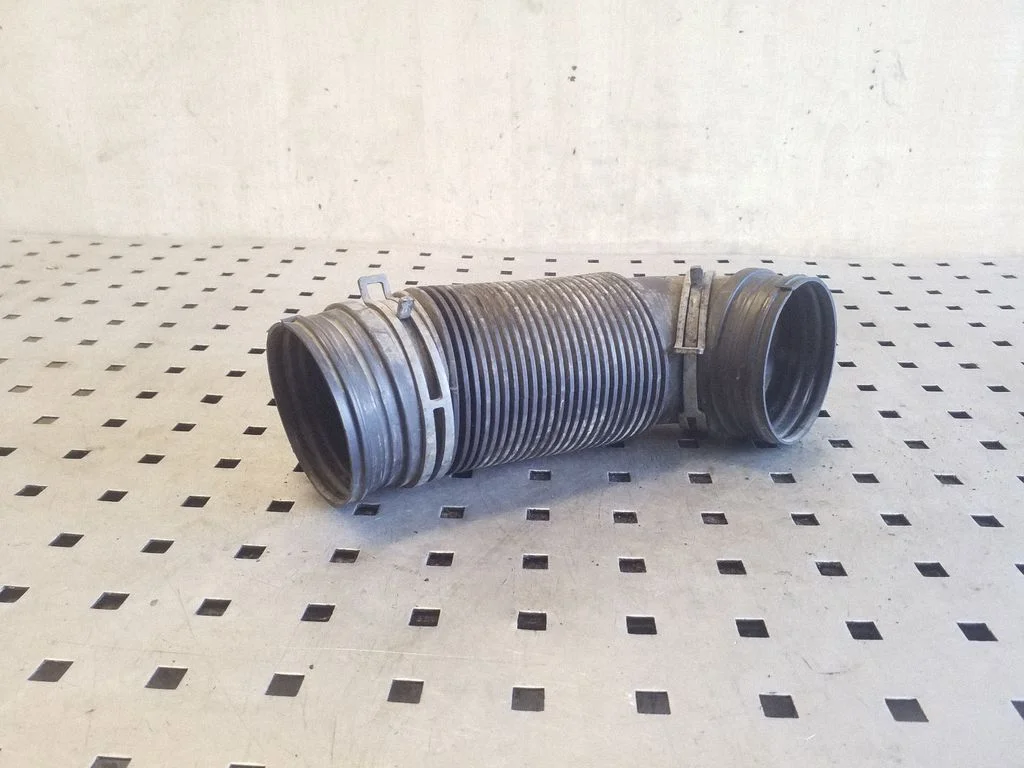Air intake duct part 1K0129684B