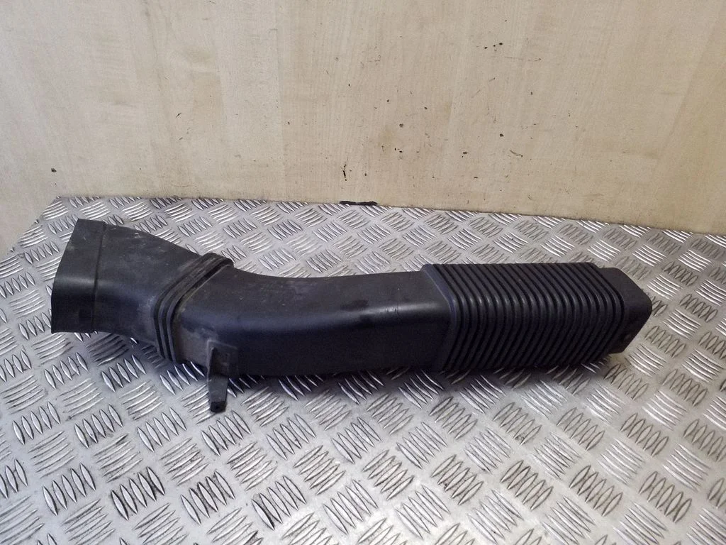 Air intake duct part 13717811597