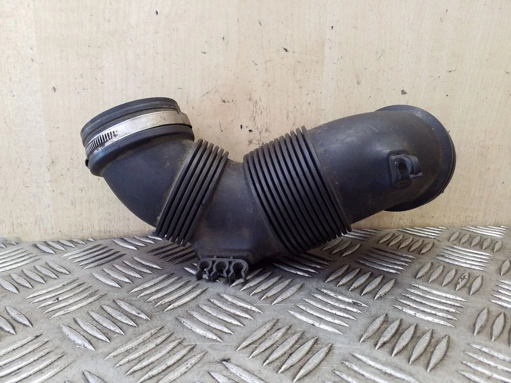Air intake duct part 5Q0129654G