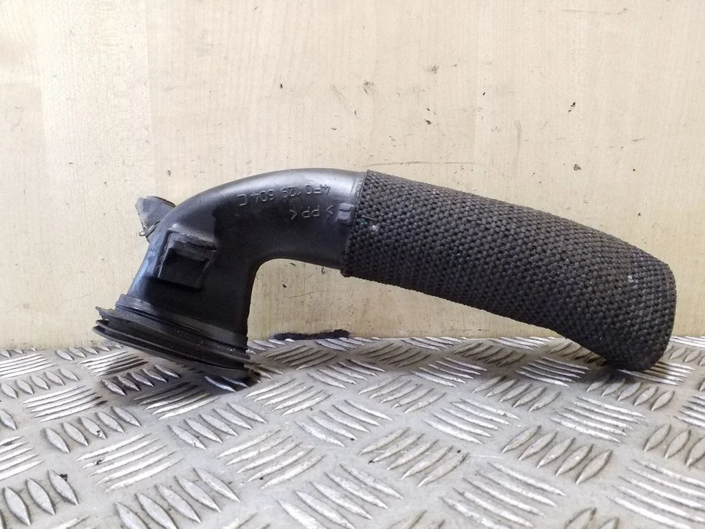 Air intake duct part 4F0129604C