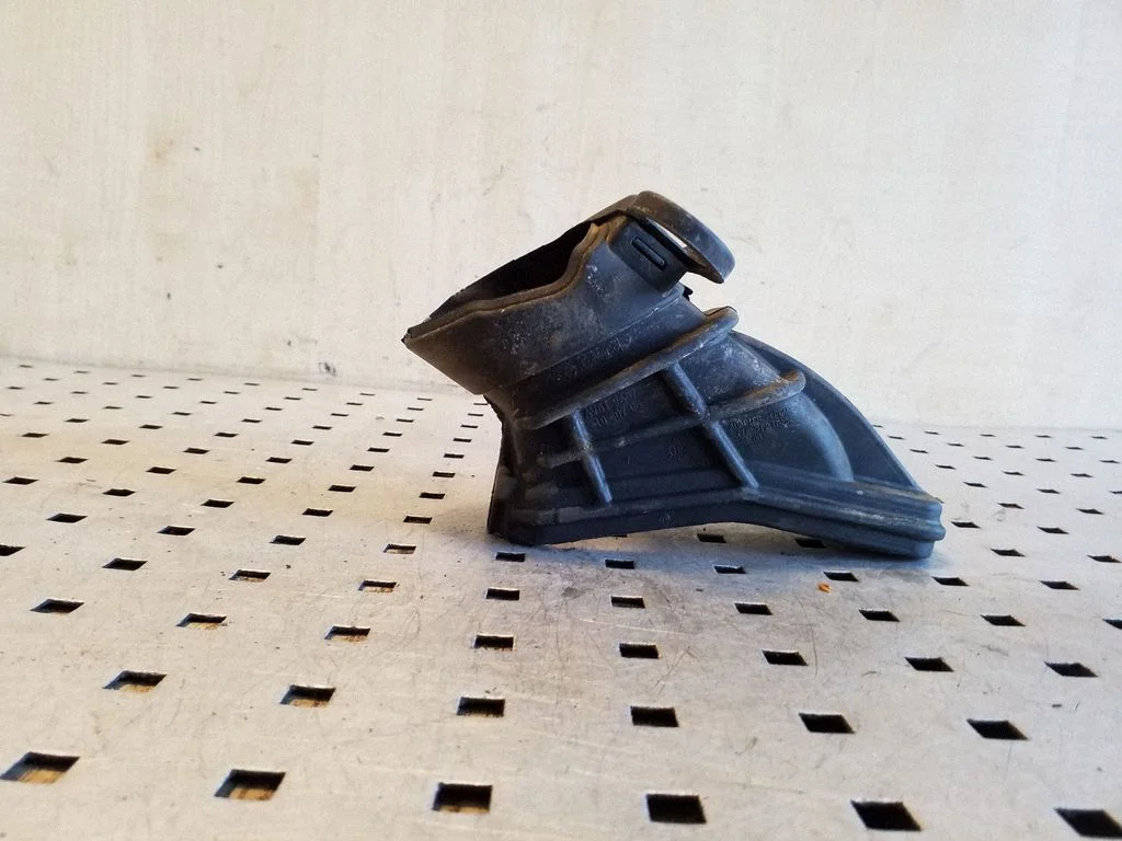 Air intake duct part AV619A675AC
