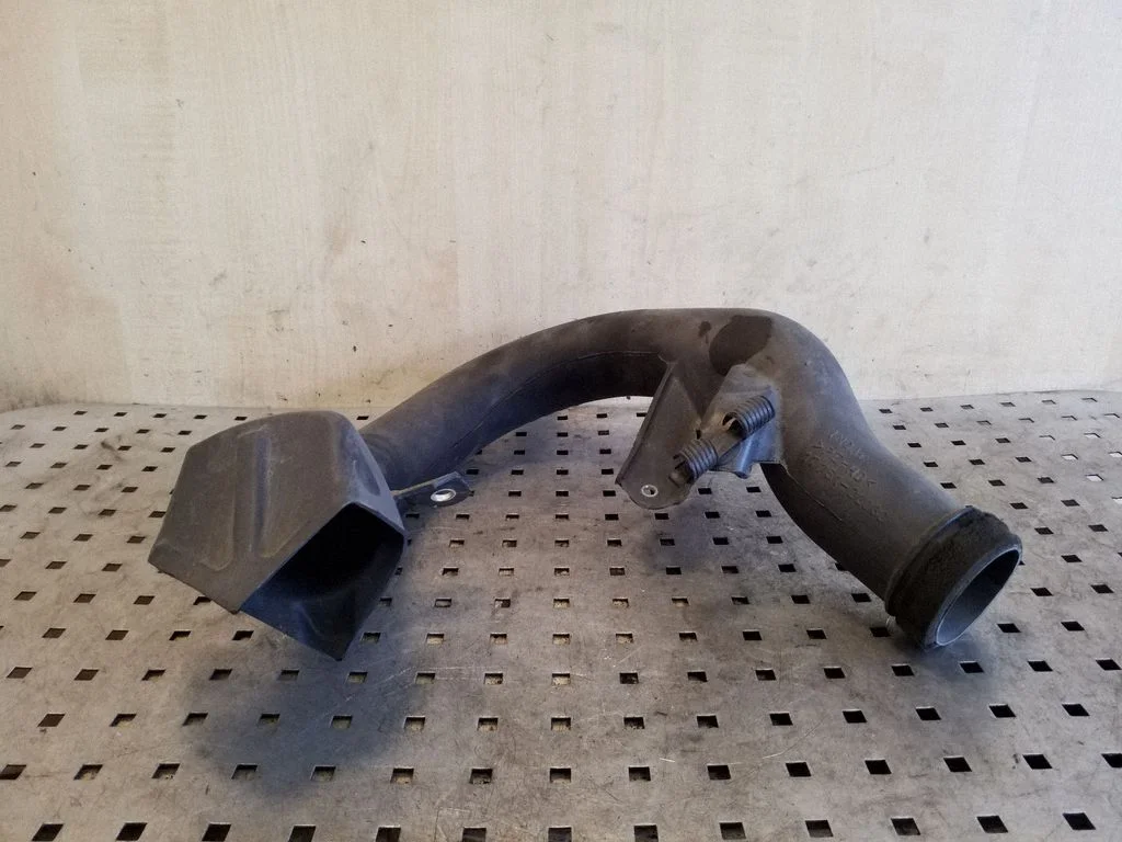 Air intake duct part 1775128060