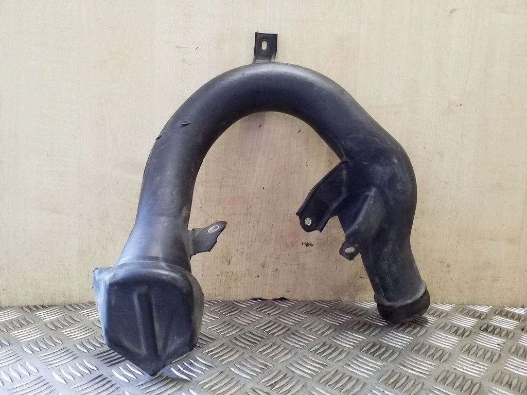 Air intake duct part 1775128060