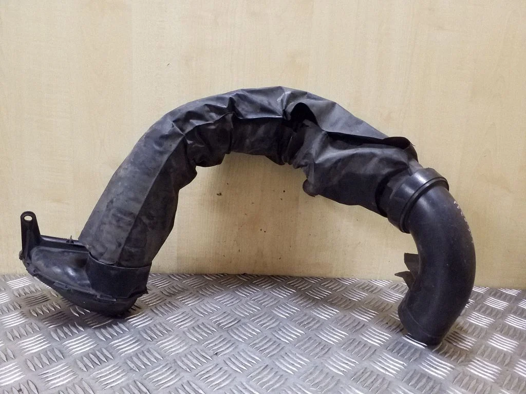 Air intake duct part 9641288980