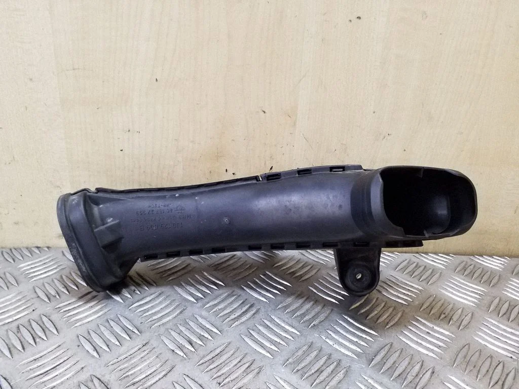 Air intake duct part 1J0129609B