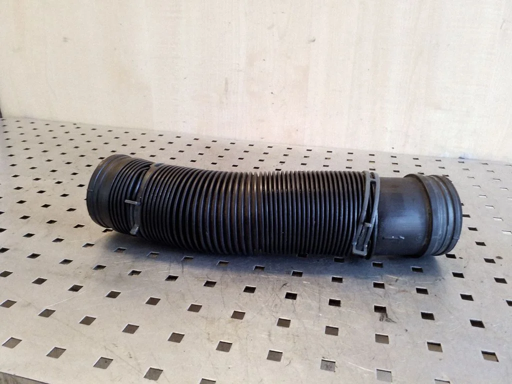 Air intake duct part 1J012968