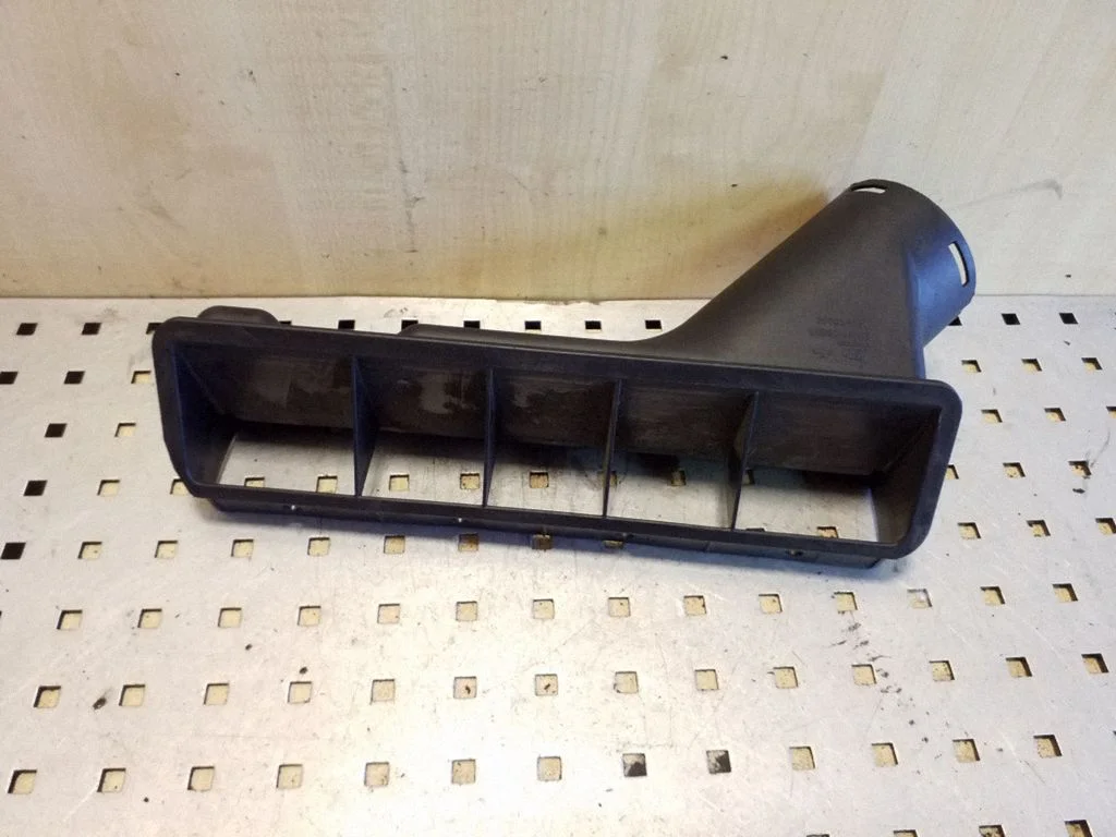 Air intake duct part 282112B200