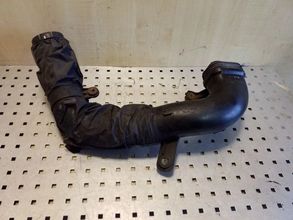 Air intake duct part 282122B100