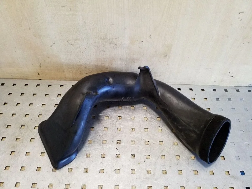 Air intake duct part 5281144100