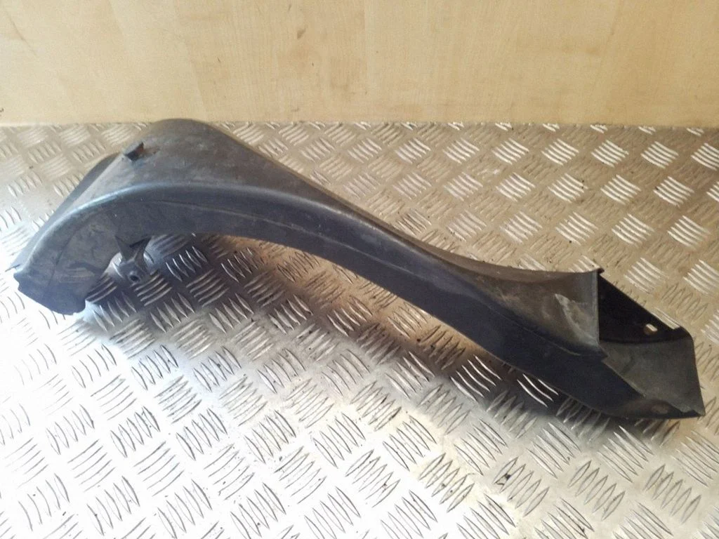 Air intake duct part – BMW 3 Series E46 (1998-2005)