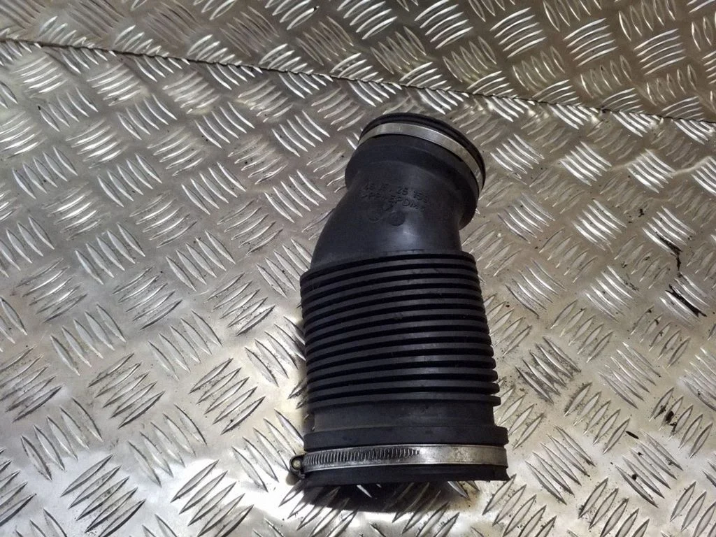 Air intake duct part 4616125159