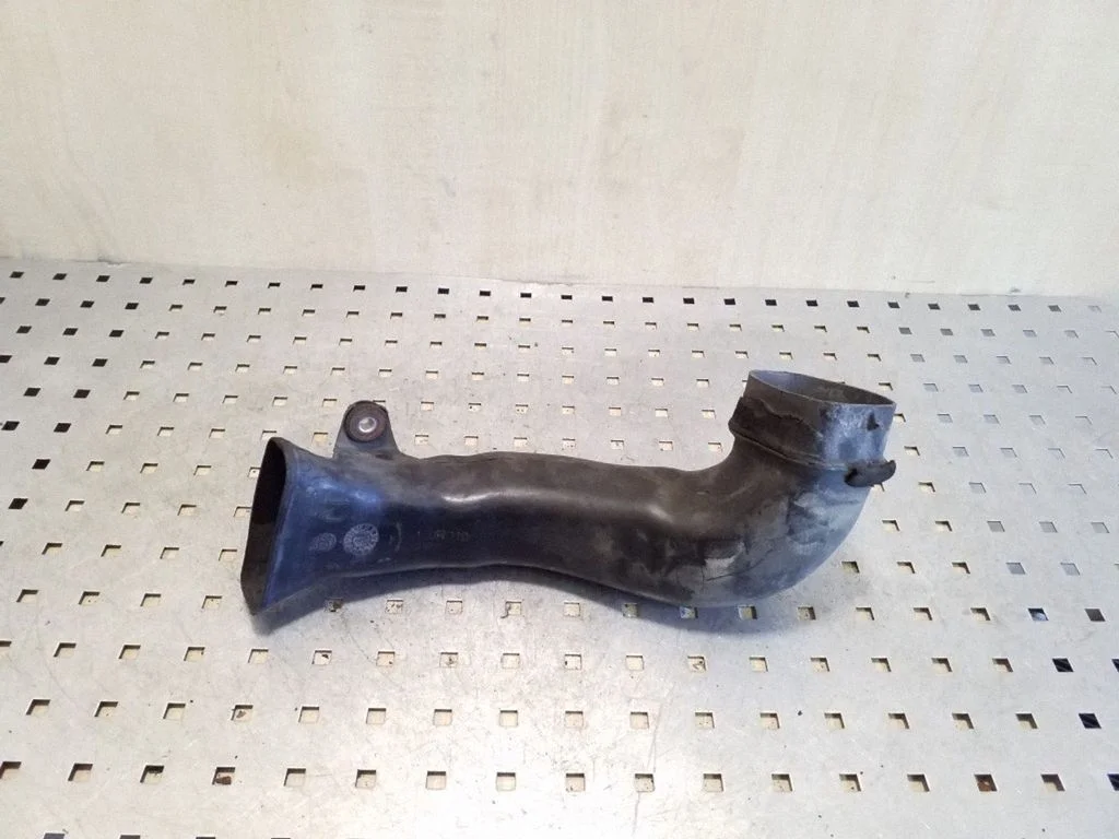 Air intake duct part 177510R010