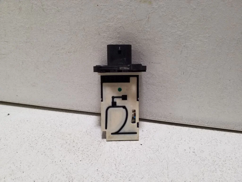 Mass air flow meter 065017231