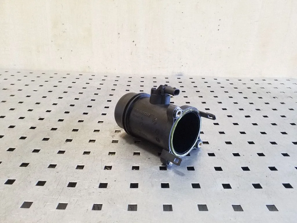 Mass air flow meter 11618506359
