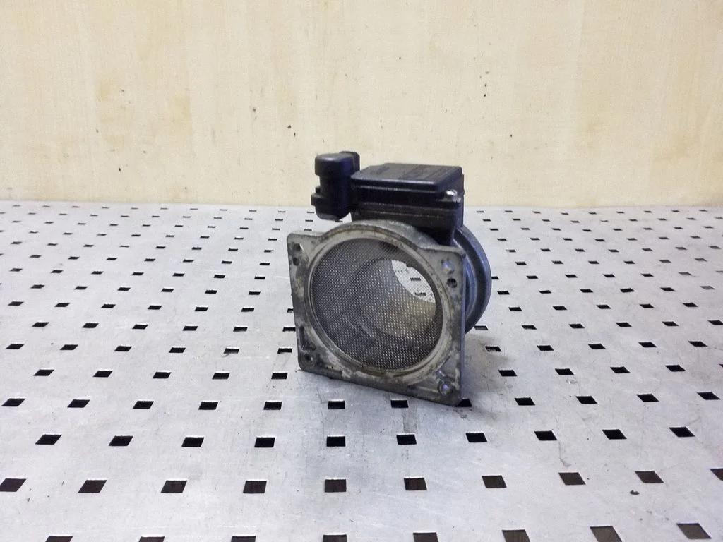 Mass air flow meter 054133471