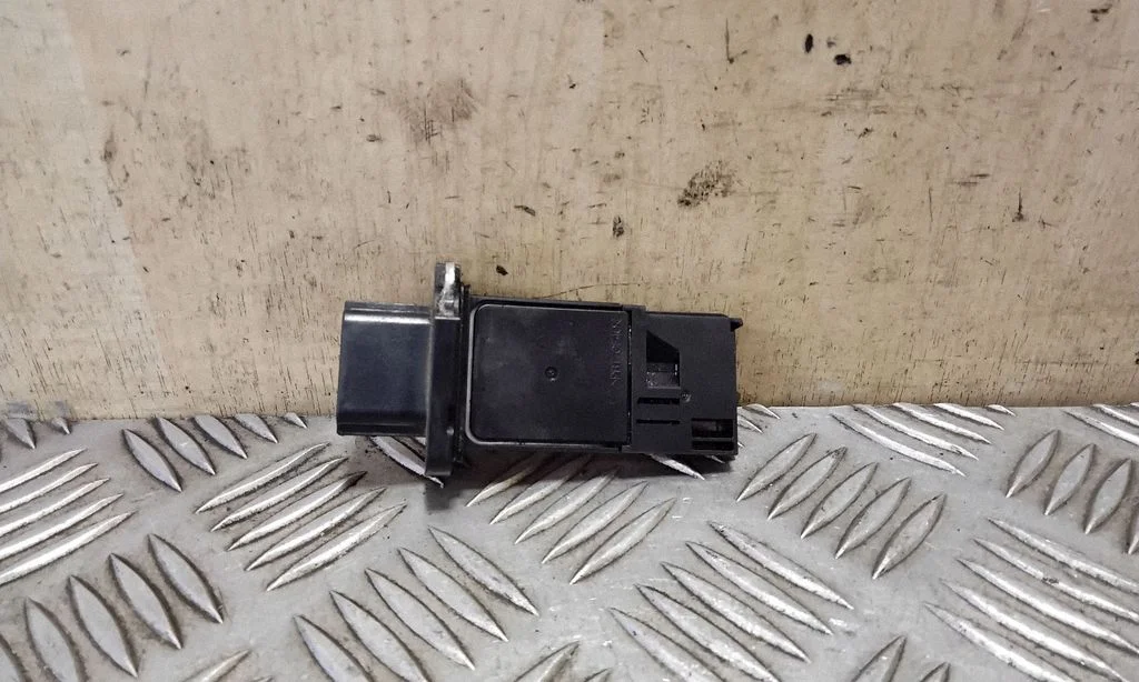Mass air flow meter 226807S000