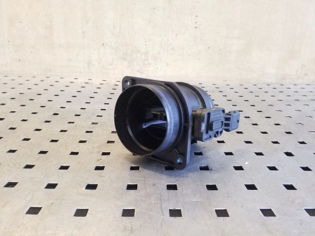Mass air flow meter 04L906461B