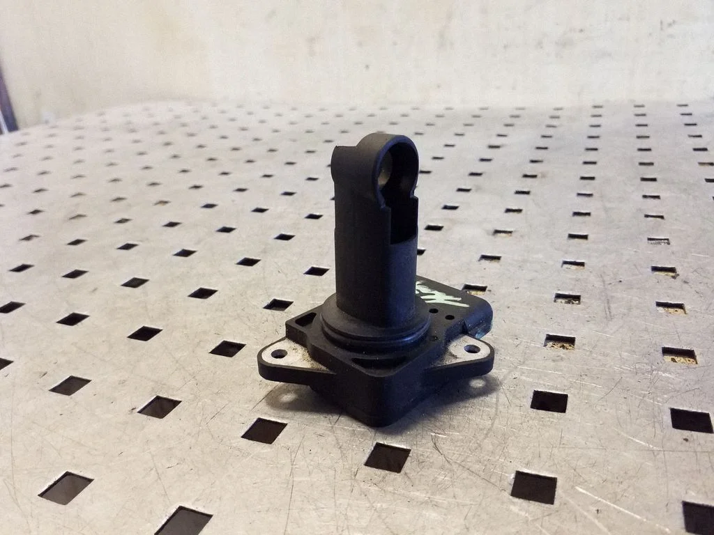 Mass air flow meter 222040N010