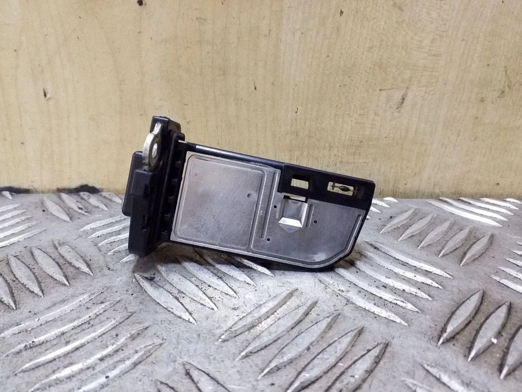 Mass air flow meter 2220426010