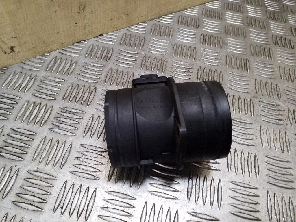 Mass air flow meter 03L906461A