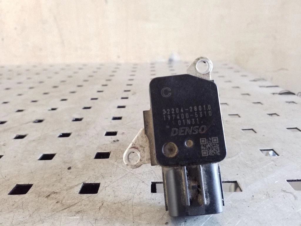 Mass air flow meter 2220428010