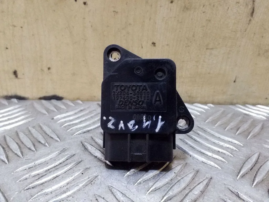 Mass air flow meter 2220430010