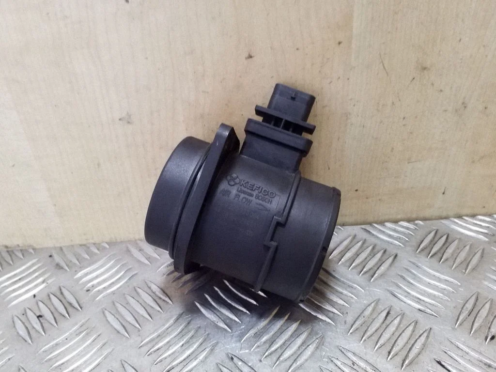 Mass air flow meter 9220930004