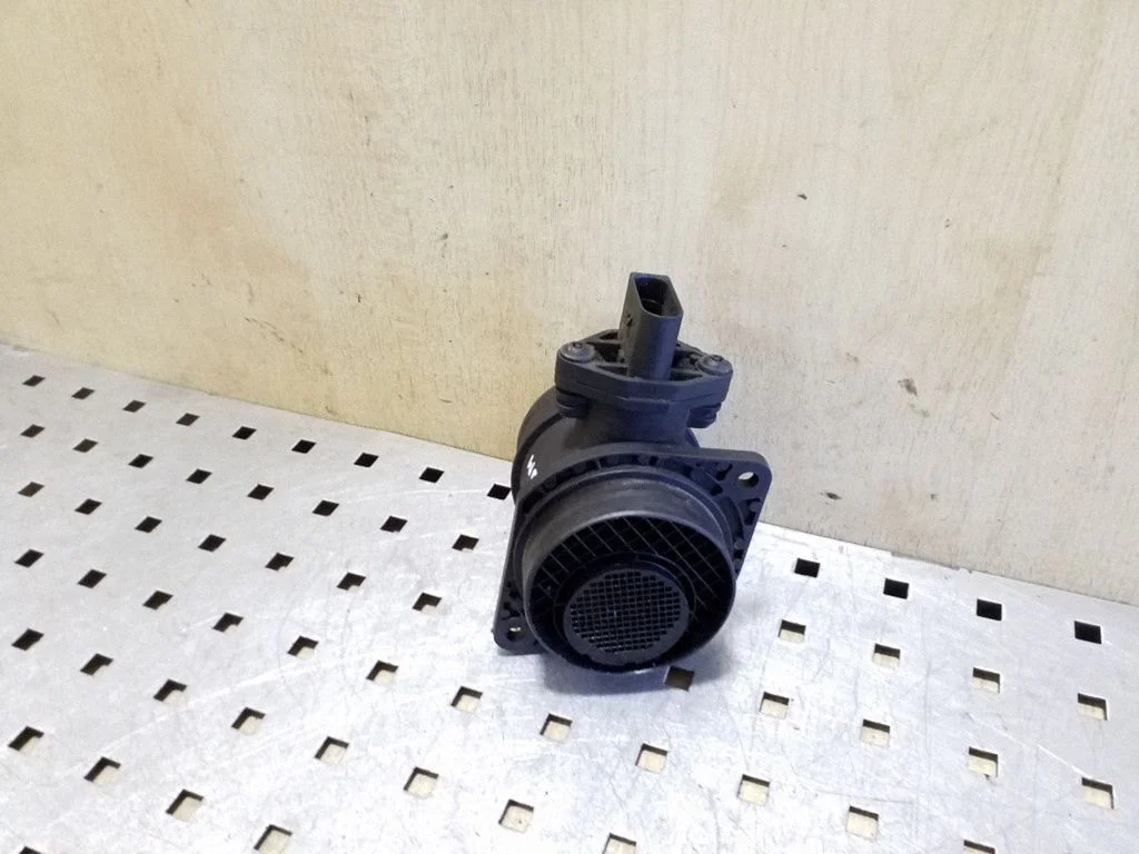 Mass air flow meter 0281002531