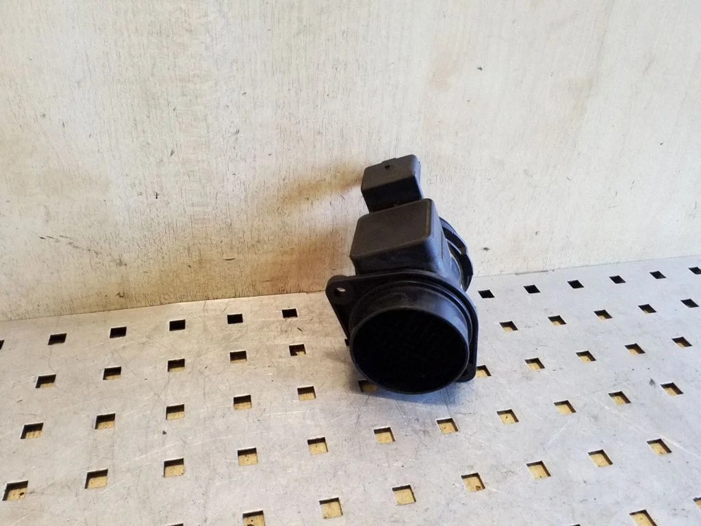 Mass air flow meter 5WK9631
