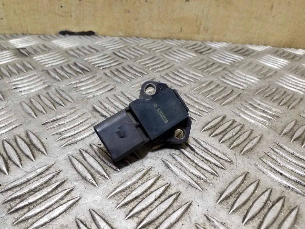 Air pressure sensor 04C906051