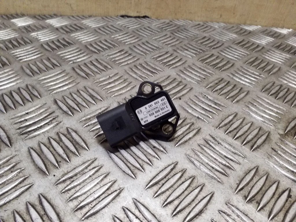 Air pressure sensor 0281002401