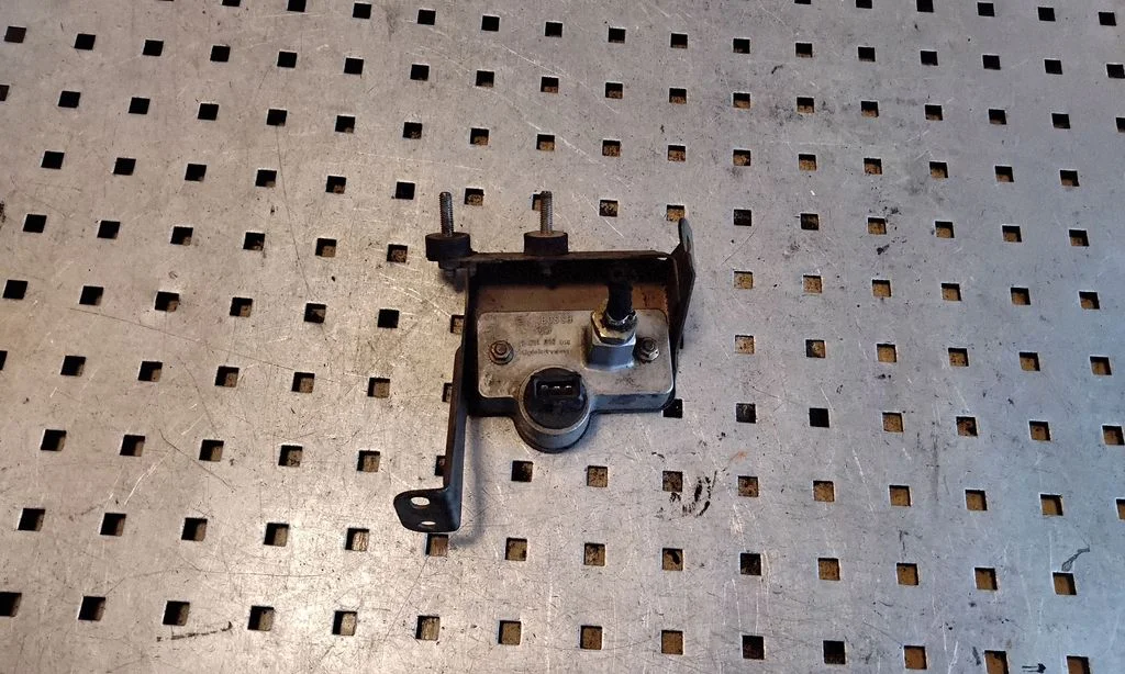 Air pressure sensor 0281002018