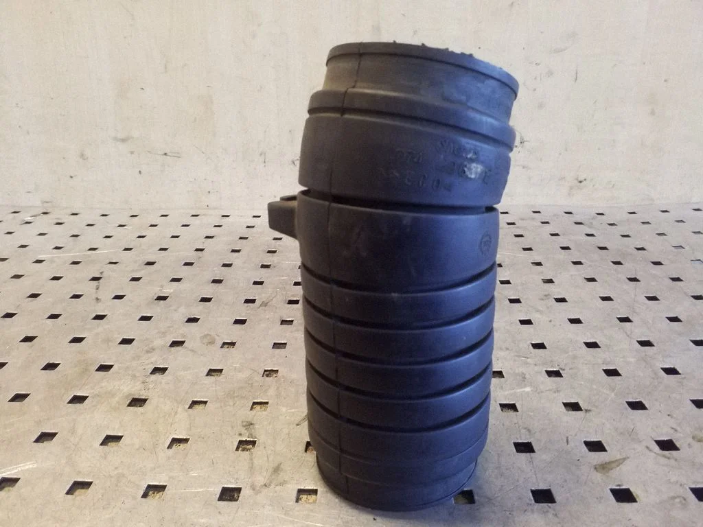 Air intake hose/pipe 074129627E