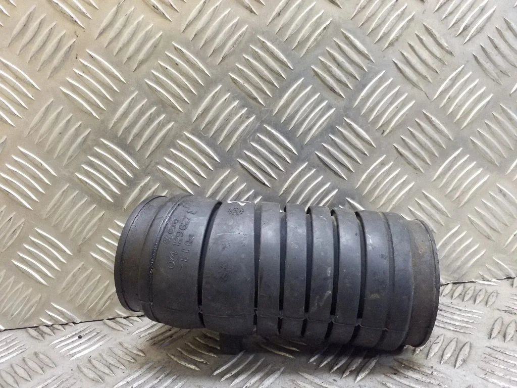 Air intake hose/pipe 074129627E