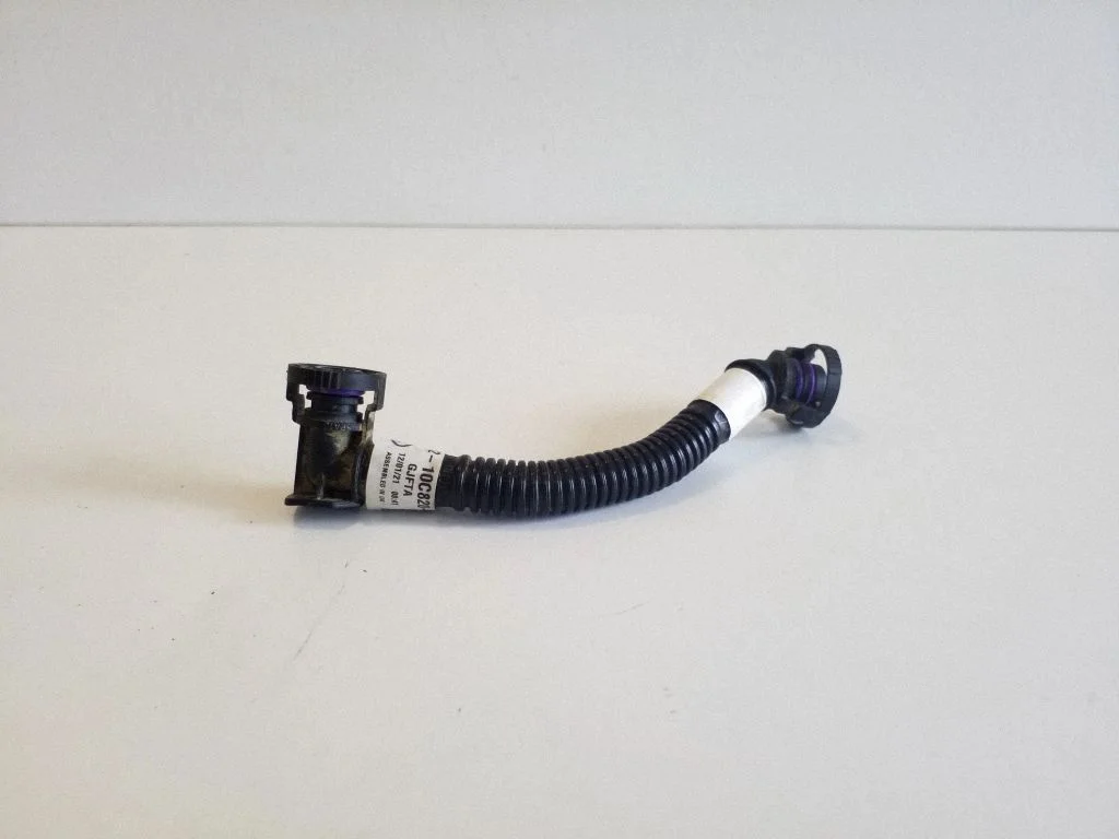 Air intake hose/pipe K8D210C820BB