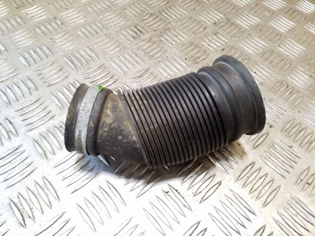 Šļūtene (-es)/ caurule (-es) – Opel Zafira B (2005-2014)