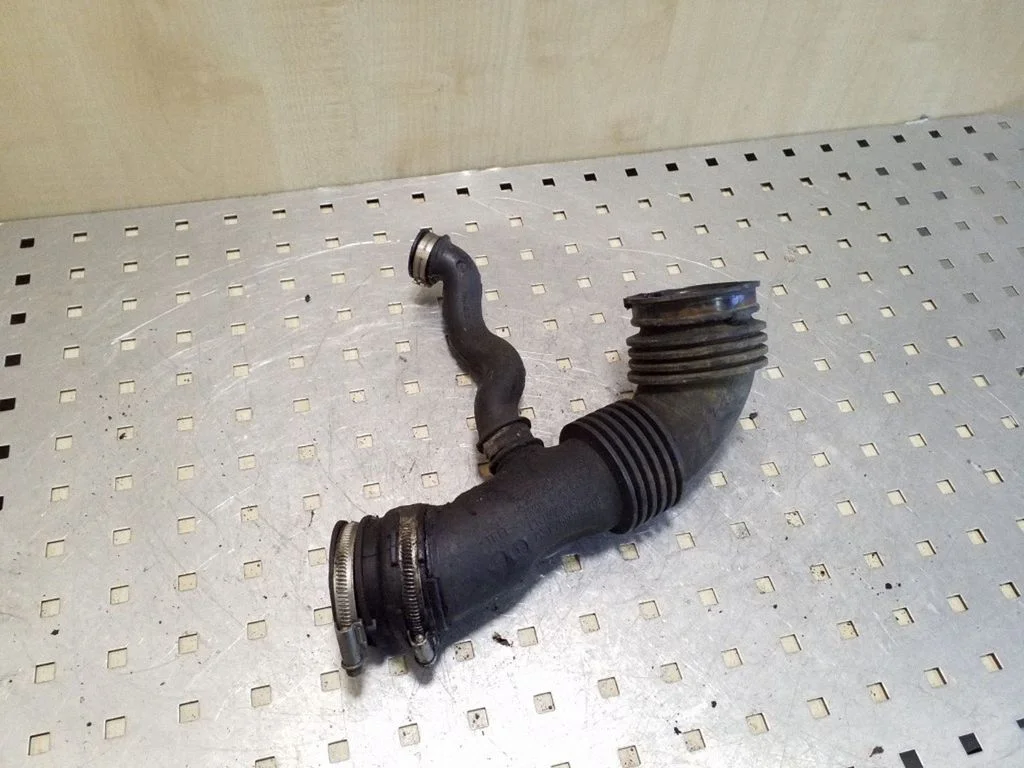 Węże / rury dolotowe 7M519A673HG – Ford Focus C-MAX (2003-2010)