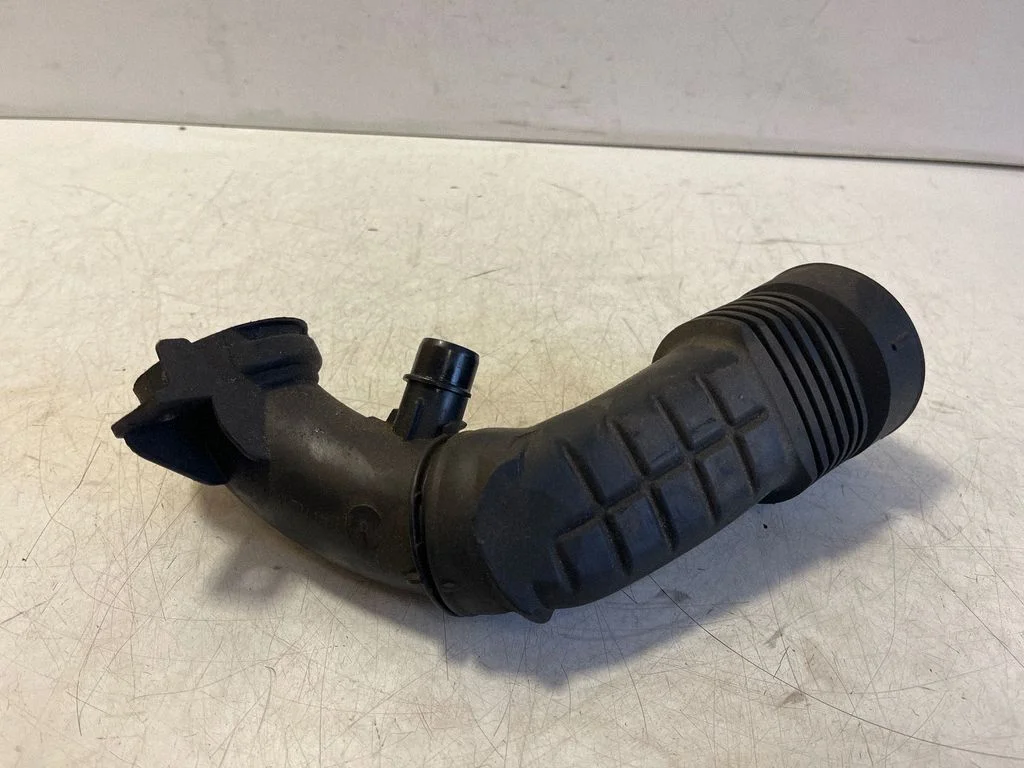 Turbo air intake inlet pipe/hose – Peugeot Expert (2016-)