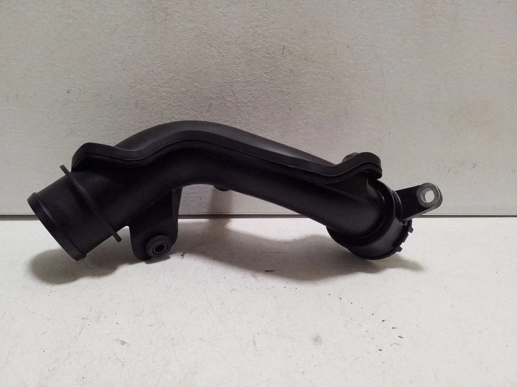 Turbo air intake inlet pipe/hose DS739F805HD