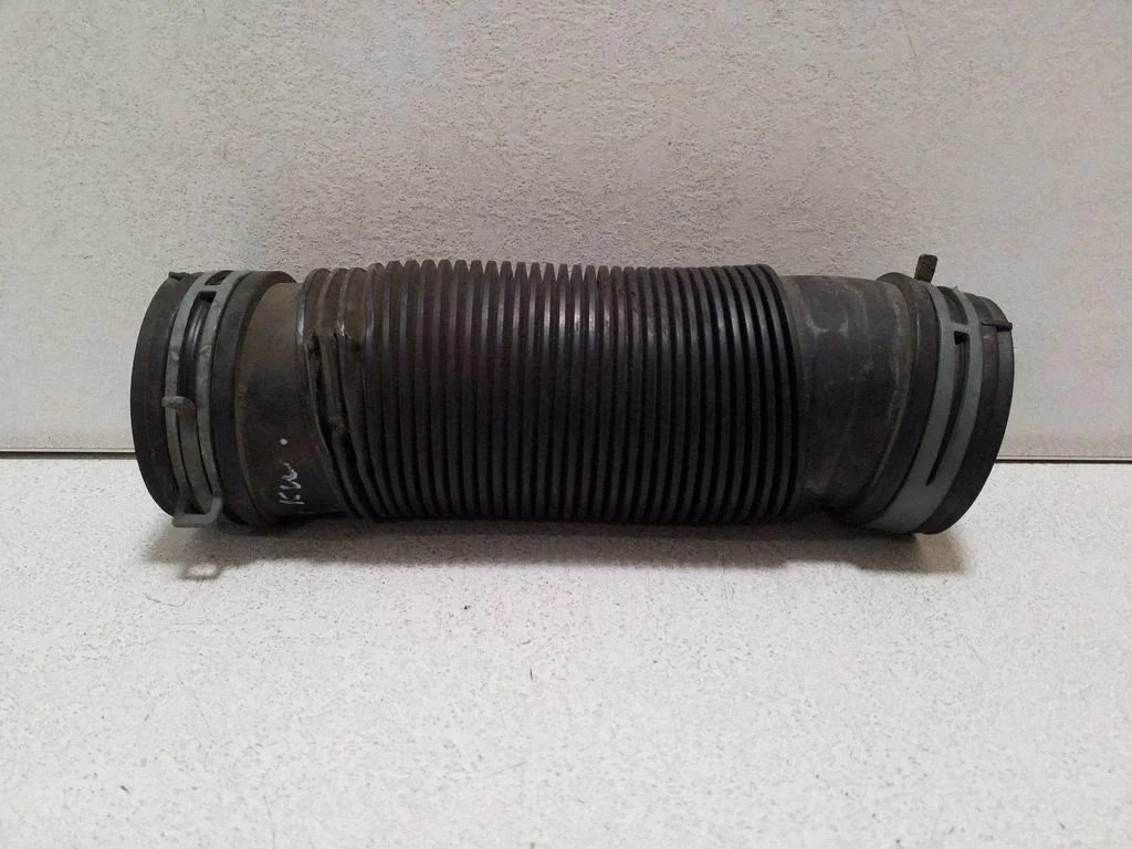 Turbo air intake inlet pipe/hose 1J0129684BC